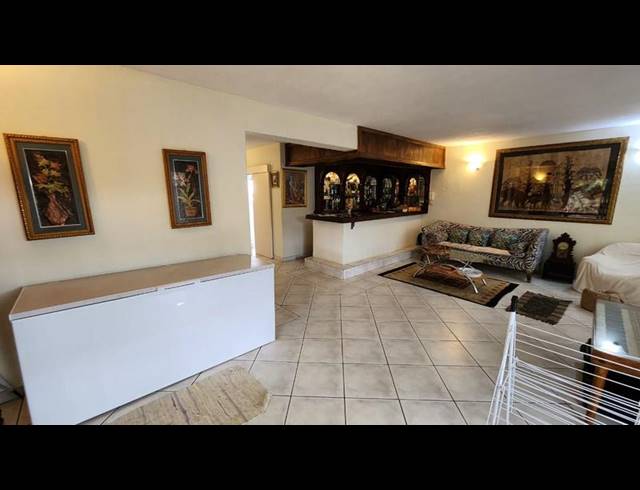 3 BEDROOM TOWNHOUSE FOR SALE IN MULBARTON